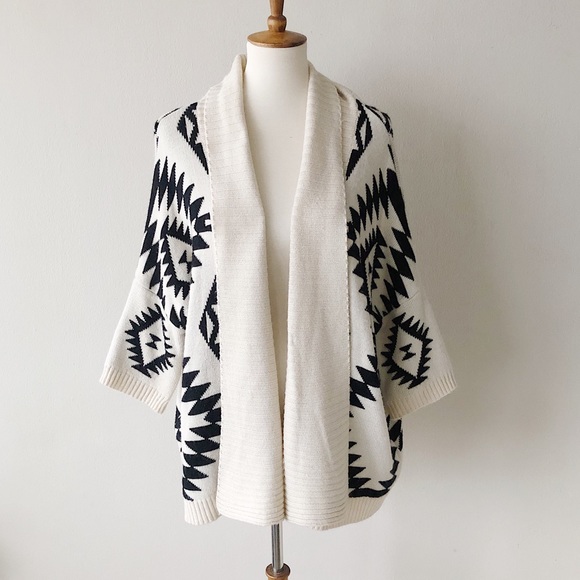 36 Point 5 Sweaters - 36point5 Aztec Tribal 3/4 Sleeve Cardigan Size S